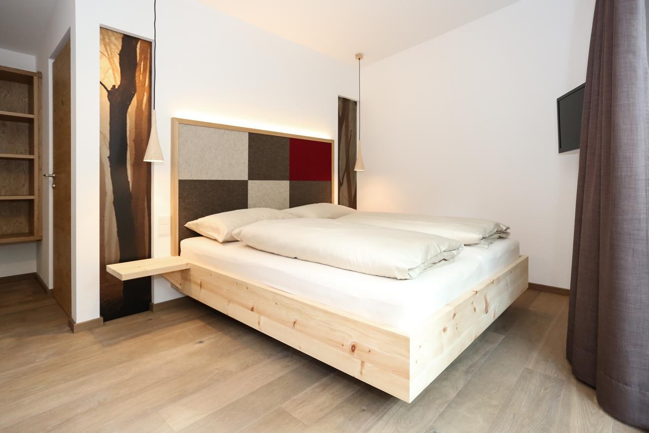 Hotel Gasthof Hoellriegl Sarentino 部屋 写真