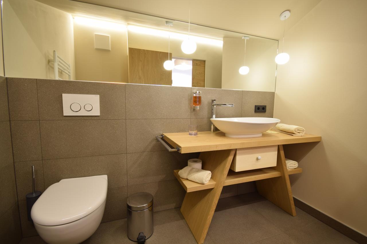 Hotel Gasthof Hoellriegl Sarentino エクステリア 写真